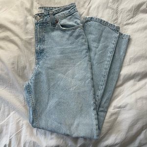 Zara Light Wash Ankle Jeans